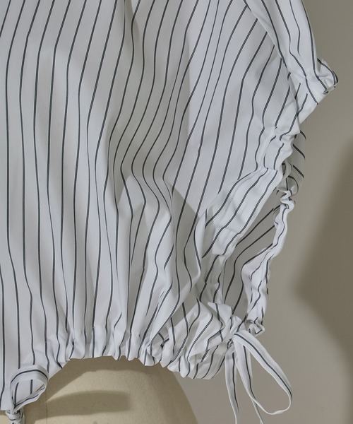 UJOH（ウジョー）の「【UJOH/ウジョー】《STUDIOUS別注》フレンチスリーブシャツ（シャツ/ブラウス・レディース・ホワイト/ブルー・2）」の6枚目の写真