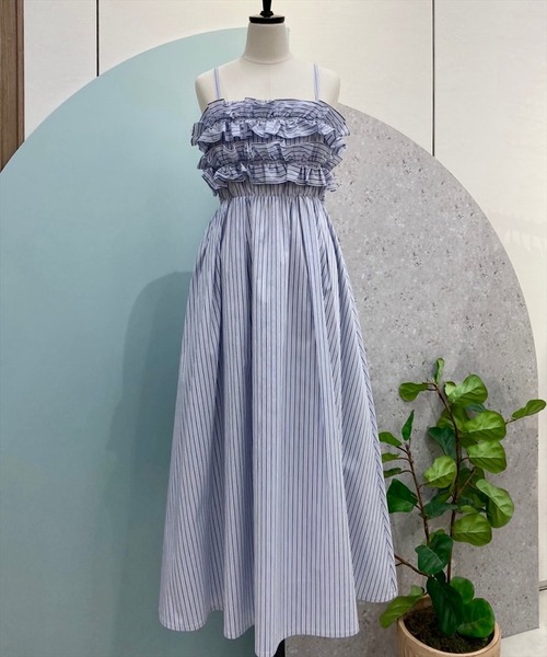 SWINGLE（スウィングル）の「【ZOZOTOWN限定】バックリボンフリルキャミワンピース（ワンピース・レディース・ホワイト系その他/ブルー系その他・FREE）」の8枚目の写真