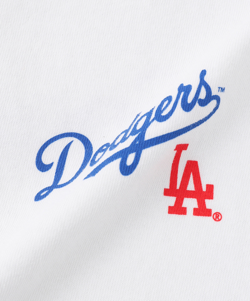 SPORTY&RICH(スポーティアンドリッチ)の「SPORTY&RICH / スポーティアンドリッチ DODGERS SERIF T-SHIRT(Tシャツ/カットソー・メンズ・グレー/ホワイト・MEDIUM/LARGE/SMALL/X-SMALL)」の8枚目の写真