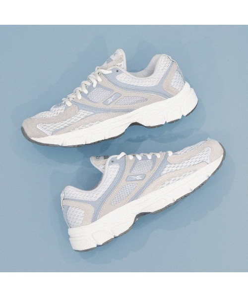 Reebok(リーボック)の「プレミア トリニティ KFS / PREMIER TRINITY KFS(スニーカー・レディース・グレー/ホワイト×グリーン・22.5cm/23.0cm/23.5cm/24.5cm/24.0cm/25.0cm/25.5cm/26.0cm)」の3枚目の写真