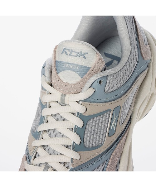 Reebok(リーボック)の「プレミア トリニティ KFS / PREMIER TRINITY KFS(スニーカー・レディース・グレー/ホワイト×グリーン・22.5cm/23.0cm/23.5cm/24.5cm/24.0cm/25.0cm/25.5cm/26.0cm)」の10枚目の写真