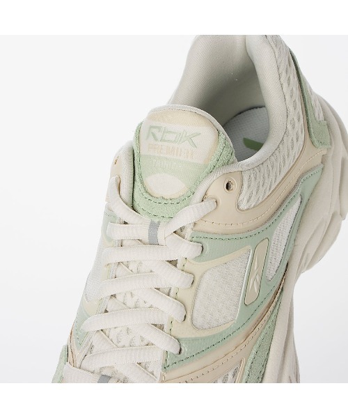 Reebok(リーボック)の「プレミア トリニティ KFS / PREMIER TRINITY KFS(スニーカー・レディース・グレー/ホワイト×グリーン・22.5cm/23.0cm/23.5cm/24.5cm/24.0cm/25.0cm/25.5cm/26.0cm)」の18枚目の写真
