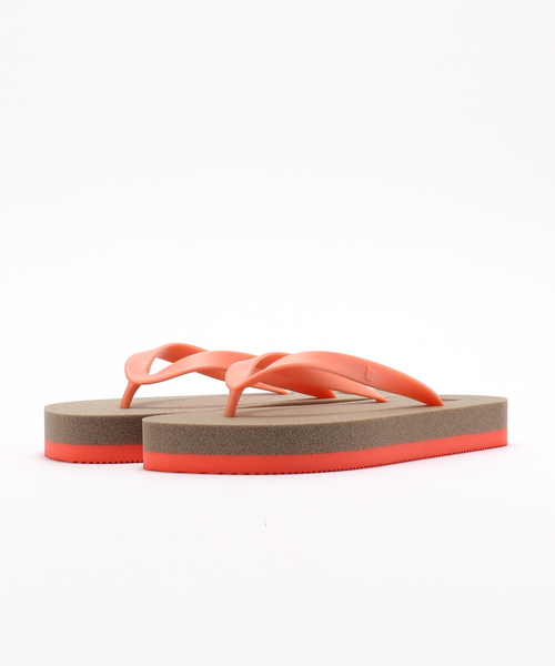 B.C STOCK（ベーセーストック）の「【buntA  / ブンタ】b-sandal smooth / スムース ビーチサンダル（サンダル・メンズ・ネイビー/イエロー/ピンク/グレー/ブラック・28cm/27cm/26cm）」の17枚目の写真