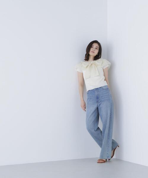 NATURAL BEAUTY BASIC(ナチュラルビューティーベーシック)の「◇オフショルフリルリボンニット(ニット/セーター・レディース・オフホワイト/ブラック/グレー系その他・FREE)」の4枚目の写真