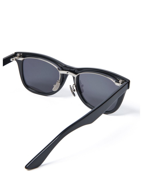 uniform experiment（ユニフォームエクスペリメント）の「FLIP-UP WELLINGTON SUNGLASSES（サングラス・メンズ・ブラック/ブラウン・FREE）」の7枚目の写真