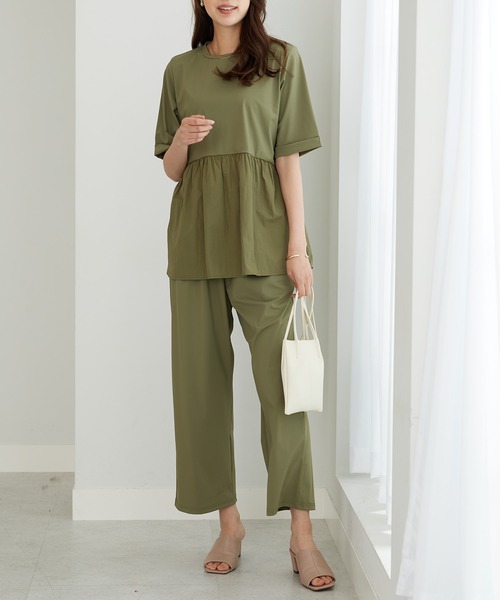 BELLUNA PLUS(ベルーナ)の「ヒンヤリ爽快!異素材切替プルオーバー(Tシャツ/カットソー・レディース・ブラック/カーキ・MEDIUM/X-LARGE)」の11枚目の写真