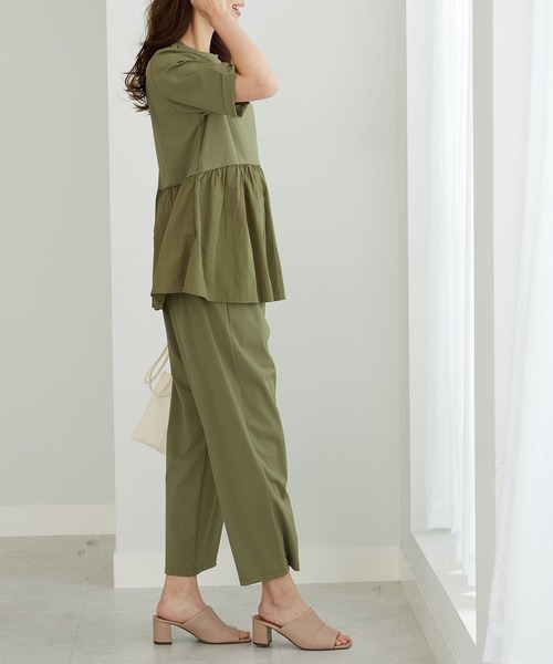 BELLUNA PLUS(ベルーナ)の「ヒンヤリ爽快!異素材切替プルオーバー(Tシャツ/カットソー・レディース・ブラック/カーキ・MEDIUM/X-LARGE)」の12枚目の写真
