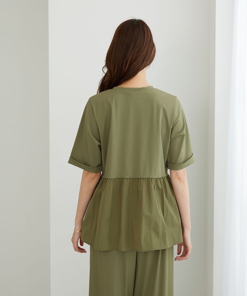 BELLUNA PLUS(ベルーナ)の「ヒンヤリ爽快!異素材切替プルオーバー(Tシャツ/カットソー・レディース・ブラック/カーキ・MEDIUM/X-LARGE)」の16枚目の写真