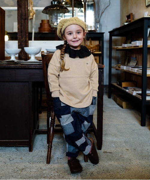 FITH（フィス）の「Back Logo Sweat Shirt（スウェット・キッズ・ホワイト/ベージュ・125/115）」の6枚目の写真