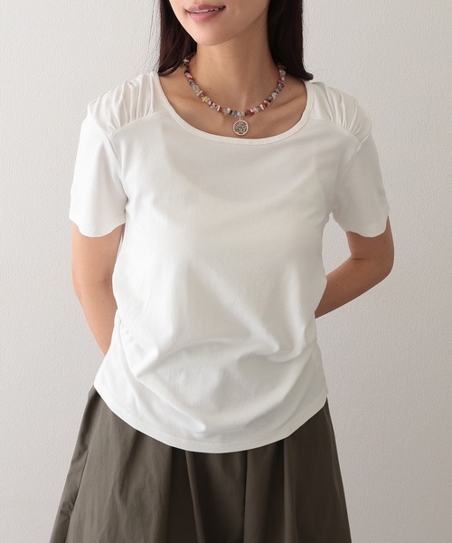 Lace Ladies(レースレディース)の「クルーネック 肩ギャザー ニュアンス 半袖 Tシャツ(Tシャツ/カットソー・レディース・ブラック/ブルー/ホワイト/ピンク/アイボリー・FREE)」の1枚目の写真
