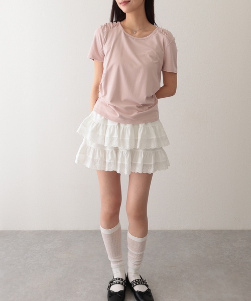 Lace Ladies(レースレディース)の「クルーネック 肩ギャザー ニュアンス 半袖 Tシャツ(Tシャツ/カットソー・レディース・ブラック/ブルー/ホワイト/ピンク/アイボリー・FREE)」の19枚目の写真
