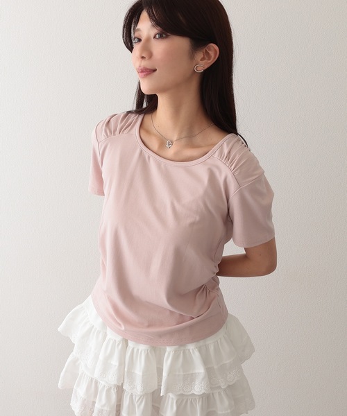 Lace Ladies(レースレディース)の「クルーネック 肩ギャザー ニュアンス 半袖 Tシャツ(Tシャツ/カットソー・レディース・ブラック/ブルー/ホワイト/ピンク/アイボリー・FREE)」の20枚目の写真