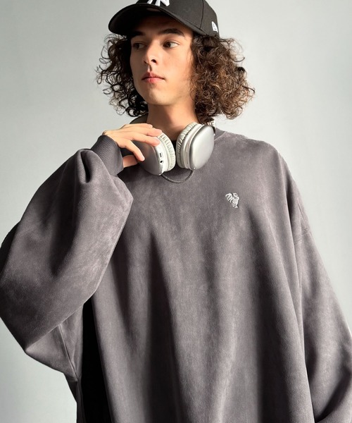 Classical Origin(クラシカルオリジン)の「「オーバー派に刺さる。」スウェードポンチ素材ビックシルエットトレーナー(長袖)/Suede material big silhouette sweatshirt(Tシャツ/カットソー・メンズ・ブルー/オフホワイト/チャコールグレー/ベージュ・MEDIUM/LARGE/SMALL)」の22枚目の写真