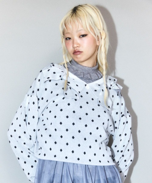 Candy Stripper(キャンディストリッパー)の「RIBBON COLLAR ニット(ニット/セーター・レディース・ブラック×ホワイト/ホワイト×ブラック/ブラック・FREE)」の4枚目の写真