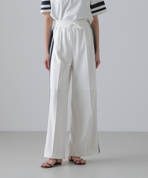ADORE(アドーア)の「マットストレッチダンボールパンツ(その他パンツ・レディース・ブラック/ベージュ/ホワイト・38)」の12枚目の写真