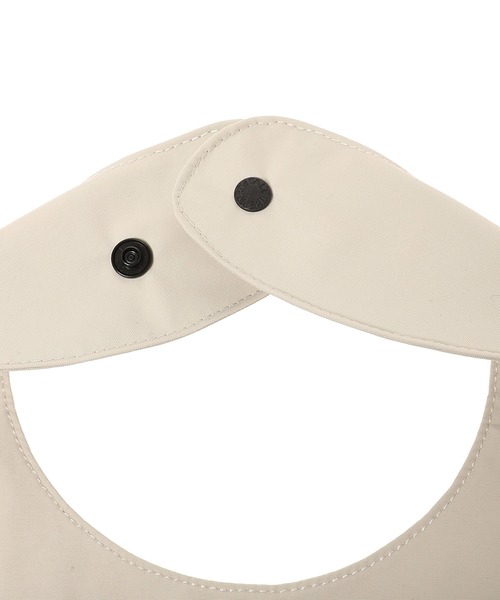 THE NORTH FACE（ザノースフェイス）の「THE NORTH FACE Baby Compact Yummy Bib NNB22512（スタイ/よだれかけ・キッズ・カーキ/オレンジ/オフホワイト・FREE）」の8枚目の写真