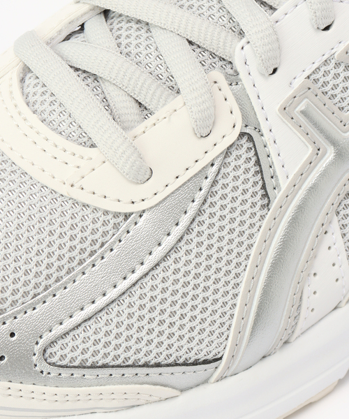 ASICS(アシックス)の「ASICS / アシックスJOG 100S(スニーカー・レディース・ブラック/ホワイト・24cm/23cm/25cm)」の14枚目の写真