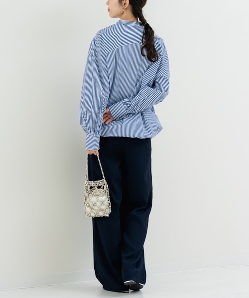 refinedworks（リファインドワークス）の「【refinedworks】裾スピンドル がアクセントの チュニック（シャツ/ブラウス・レディース・ブルー/ブラック/ホワイト・FREE）」の18枚目の写真