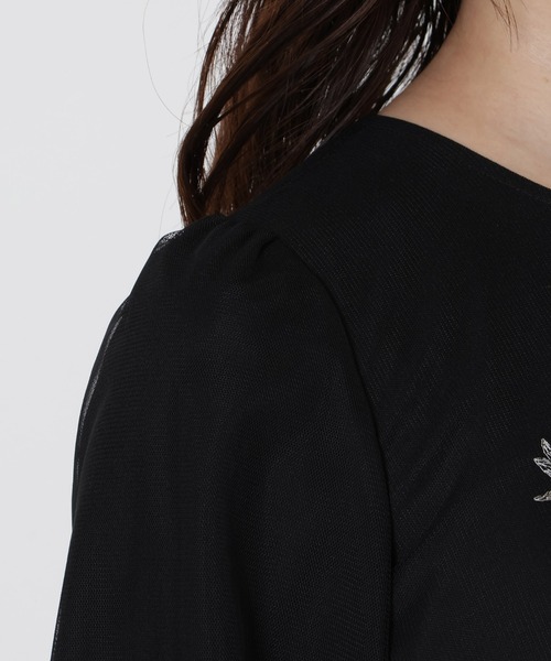 Rose Tiara(ローズティアラ)の「【ゆったりシルエット】チュール刺繍ワンピース(ワンピース・レディース・ブラック/キャメル・38/42/46)」の14枚目の写真