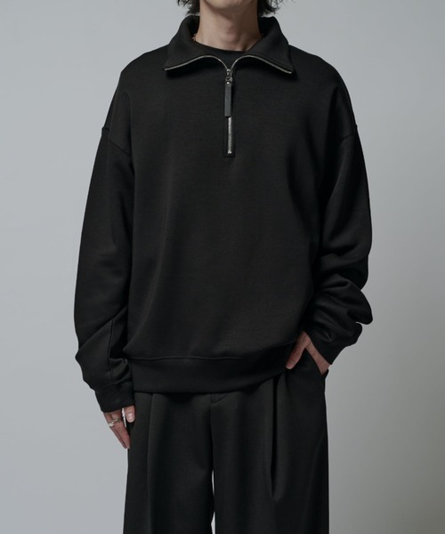 Lui's(ルイス)の「シルキーポンチハーフジップ(Tシャツ/カットソー・メンズ・チャコールグレー/ブラック・M/S)」の4枚目の写真