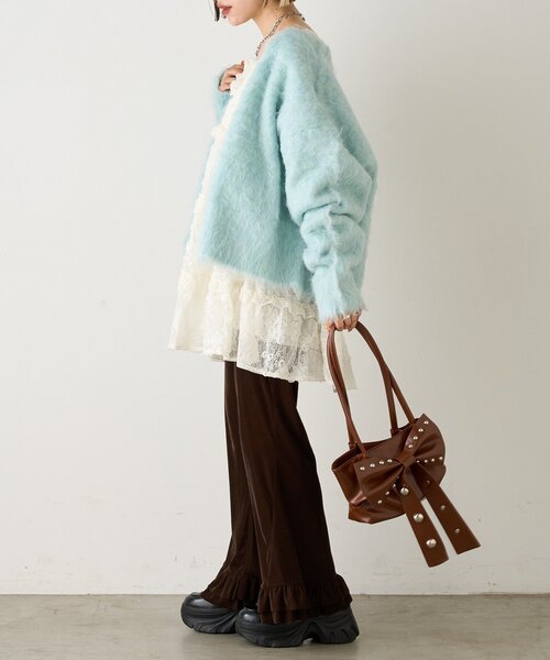 w closet(ダブルクローゼット)の「【25AW】MIXシャギーBIGボタンカーディガン(カーディガン/ボレロ・レディース・ピンク/グレー/サックスブルー/ベージュ/グリーン/オフホワイト・FREE)」の21枚目の写真