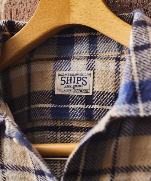 SHIPS（シップス）の「SHIPS: AUTHENTIC ウィークエンド チェック ネル シャツ（シャツ/ブラウス・メンズ・ナチュラル/レッド・SMALL/MEDIUM/LARGE/X-LARGE）」の6枚目の写真