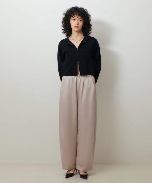 qualite（カリテ）の「【大人のパーカー】フーディーニットブルゾン/秋服/ジップパーカー/ショートパーカー（パーカー・レディース・ブラック/オフホワイト・フリー）」の14枚目の写真