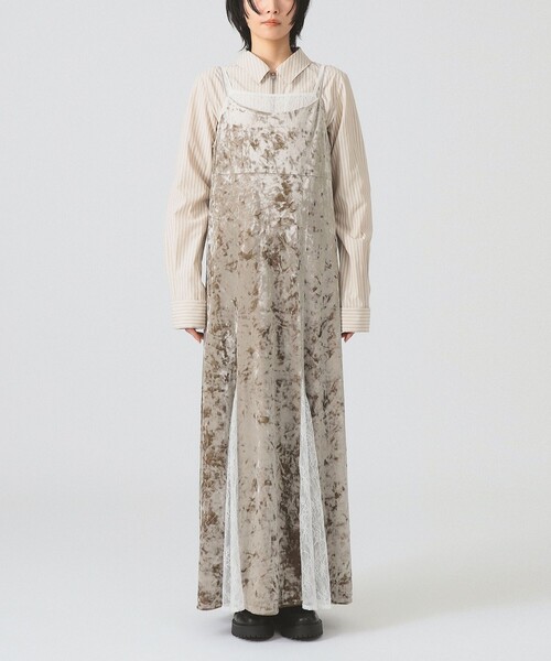 Ray BEAMS(レイビームス)の「ベロア レース レイヤー ワンピース(ワンピース・レディース・ブラック/ベージュ・1/0)」の10枚目の写真