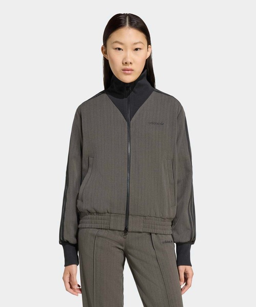 adidas(アディダス)の「テーラード トラックスーツ ジャケット / ジャージ / トラックジャケット / アディダスオリジナルス adidas Originals(その他アウター・レディース・カーキ/ブラウン・XX-LARGE/LARGE/MEDIUM/SMALL/X-LARGE/X-SMALL)」の2枚目の写真