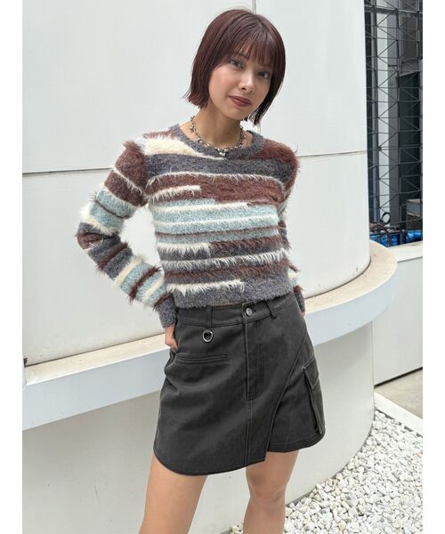 MURUA（ムルーア）の「【セットアップ対応】ワンサイドスリットカーゴショートパンツ（その他パンツ・レディース・ブラック/ブラウン・2/1）」の8枚目の写真