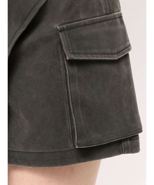 MURUA（ムルーア）の「【セットアップ対応】ワンサイドスリットカーゴショートパンツ（その他パンツ・レディース・ブラック/ブラウン・2/1）」の3枚目の写真