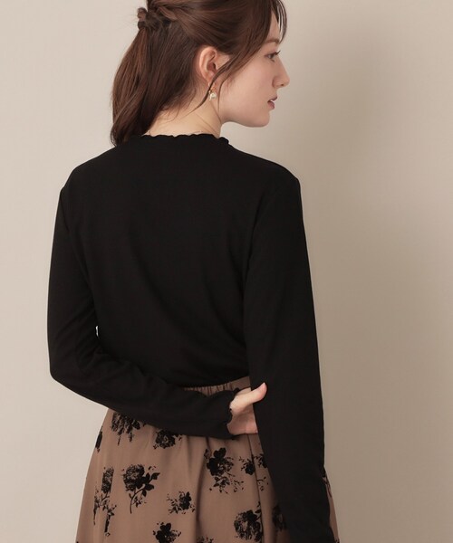 couture brooch(クチュールブローチ)の「【ほんのりシアー・きれいめ】サステナブル テレコインナートップス(Tシャツ/カットソー・レディース・ボルドー/アイボリー/サックスブルー/ブラック・42/38/40/36)」の21枚目の写真