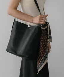 DRWCYS | ワンハンドルバケツ型バック(ショルダーバッグ)