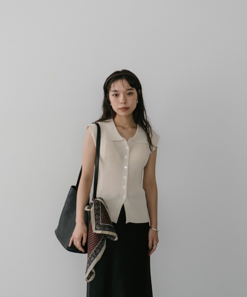 DRWCYS（ドロシーズ）の「ワンハンドルバケツ型バック（ショルダーバッグ・レディース・ブラック/レッド・FREE）」の11枚目の写真