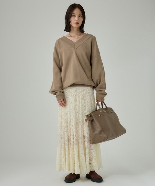 jj mercer（ジェイジェイマーサー）の「【J.J. Mercer】＜別注＞ロゴVネックプルオーバー（スウェット・レディース・チャコール/ベージュ・フリー）」の18枚目の写真