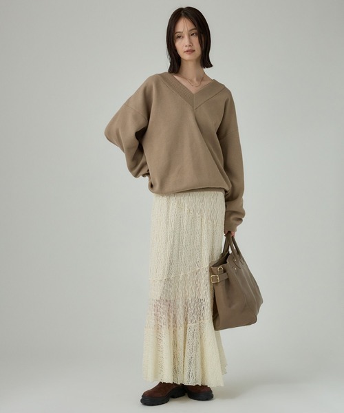 jj mercer（ジェイジェイマーサー）の「【J.J. Mercer】＜別注＞ロゴVネックプルオーバー（スウェット・レディース・チャコール/ベージュ・フリー）」の17枚目の写真