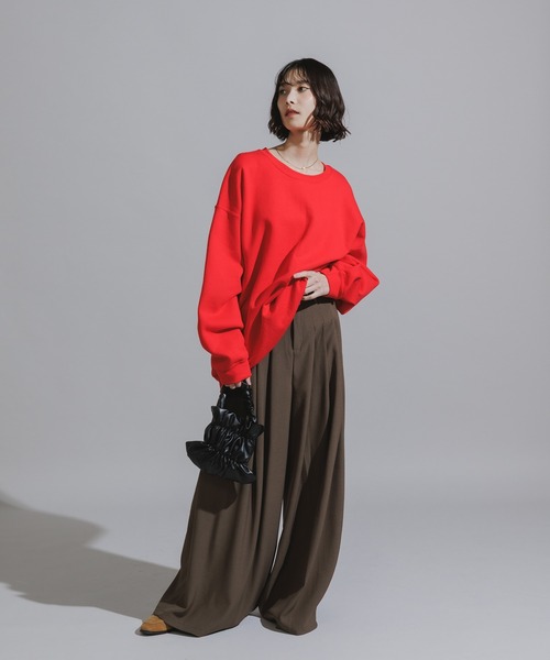 AO2(アオズ)の「Three-Tuck Studded Belt Baggy Slacks / スリータック スタッズベルト付き バギースラックス(スラックス・レディース・ブラック/ブラウン/グレー・FREE)」の7枚目の写真