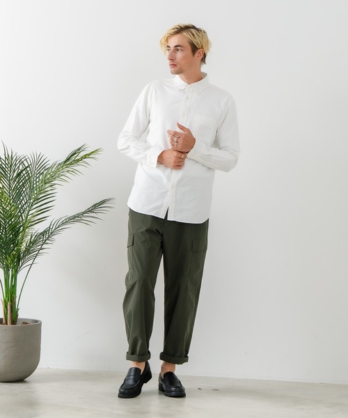 Blue Standard （ブルースタンダード）の「【BLUE STANDARD/ブルースタンダード】コットン100％ オックスボタンダウンシャツ レギュラーシルエット ビズ オフィスカジュアル オンでもオフでも（シャツ/ブラウス・メンズ・グレー/ホワイト/ダークネイビー・LARGE/MEDIUM/X-LARGE）」の5枚目の写真