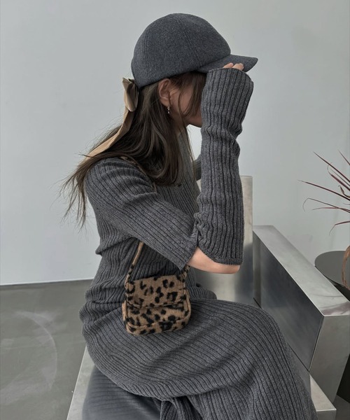 WILLFULLY(ウィルフリー)の「random rib removable sleeve knit OP(ワンピース・レディース・ブラック/チャコール・FREE)」の16枚目の写真
