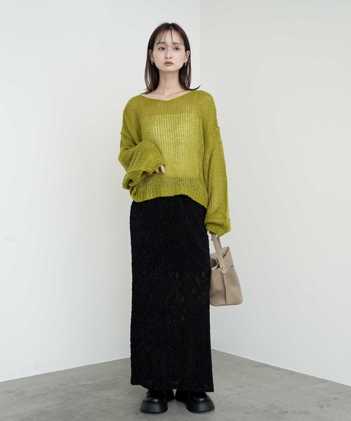 Bulue.(ブルー)の「【Bulue.】透かし編みクロップド丈ニット(ニット/セーター・レディース・オレンジ/オリーブ・FREE)」の5枚目の写真