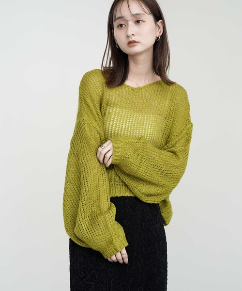 Bulue.(ブルー)の「【Bulue.】透かし編みクロップド丈ニット(ニット/セーター・レディース・オレンジ/オリーブ・FREE)」の7枚目の写真