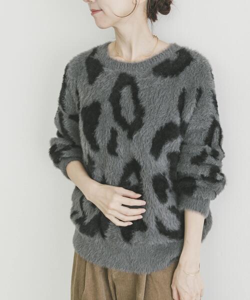 ITEMS URBANRESEARCH（アイテムズ アーバンリサーチ）の「シャギービッグシルエットニット（ニット/セーター・レディース・ベージュ系その他/ブルー系その他/グレー・FREE）」の4枚目の写真