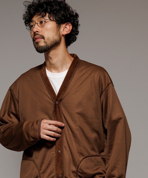 FREAK'S STORE(フリークスストア)の「OCTA リバーシブル スナップボタン カーディガン / OCTA REVERSIBLE CARDIGAN(カーディガン/ボレロ・メンズ・ブラウン/ブラック/オリーブ・MEDIUM/LARGE)」の4枚目の写真