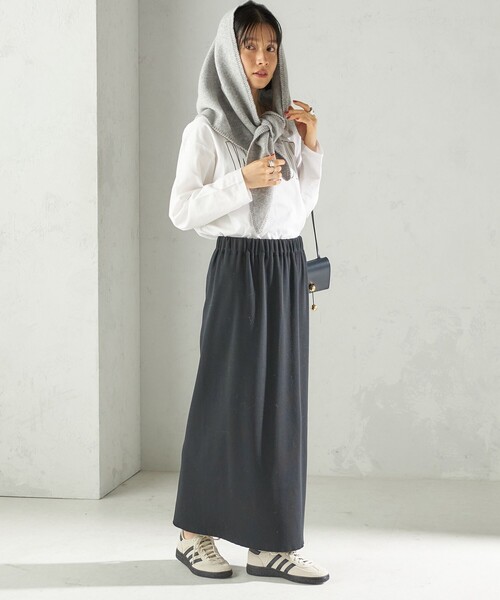 SHIPS（シップス）の「マルチウェイ 三角 ストール（ストール/ショール・レディース・グレー/ブラウン/レッド・ONE SIZE）」の10枚目の写真