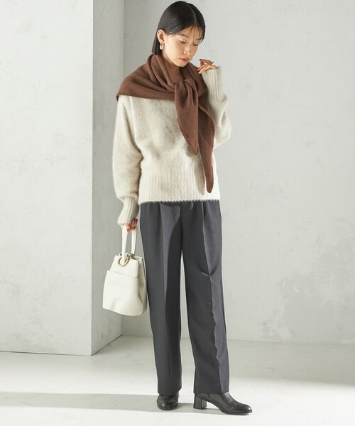 SHIPS（シップス）の「マルチウェイ 三角 ストール（ストール/ショール・レディース・グレー/ブラウン/レッド・ONE SIZE）」の12枚目の写真