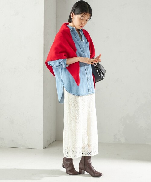 SHIPS（シップス）の「マルチウェイ 三角 ストール（ストール/ショール・レディース・グレー/ブラウン/レッド・ONE SIZE）」の20枚目の写真