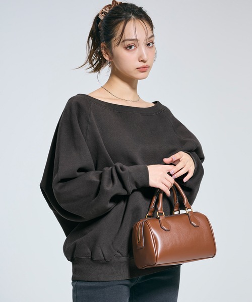 coca(coca)(コカ)の「裏起毛 オフショルダースウェット(スウェット・レディース・チャコール/グレー・L/M)」の2枚目の写真