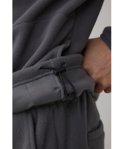 AZUL by moussy（アズールバイマウジー）の「SHELTECH マイクロフリースクルー（スウェット・メンズ・グレー/ブラック系その他/ブラック・LARGE/MEDIUM/SMALL）」の9枚目の写真