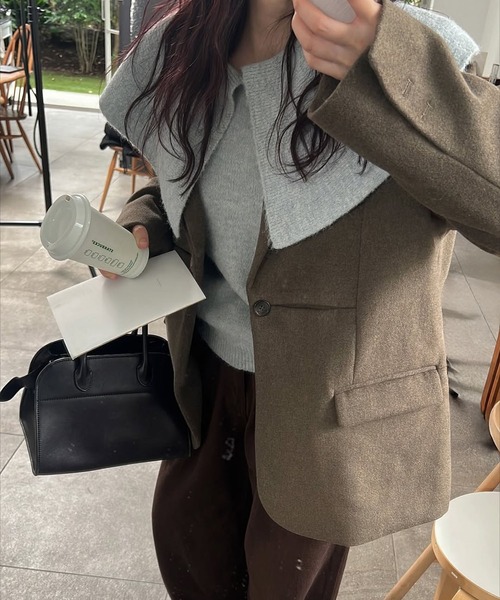 WILLFULLY（ウィルフリー）の「overlay big collar volume sleeve knit（ニット/セーター・レディース・チャコール/ベビーピンク/ライトブルー・FREE）」の16枚目の写真