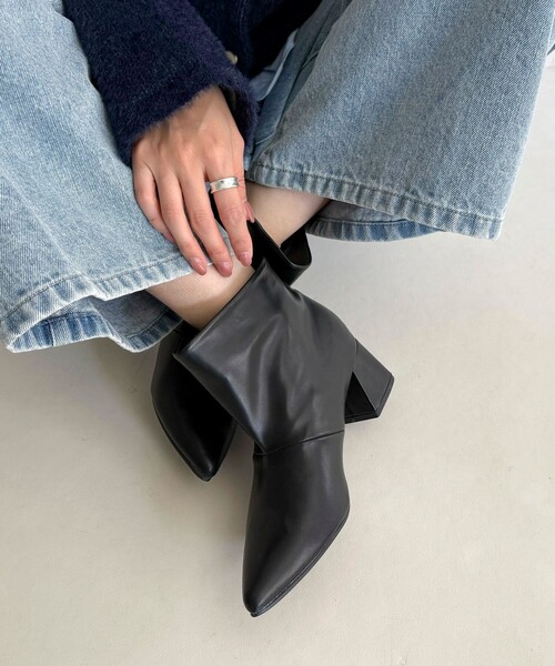 ワイドショートブーツ